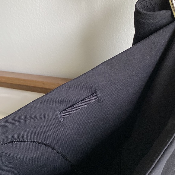 Lululemon Rush Hour 21” Crop - Picture 11 of 12